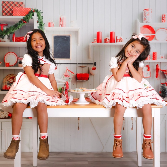 [4] and [6] Hummingbirds and Flowers Candyland Dress - Picture 4 of 4